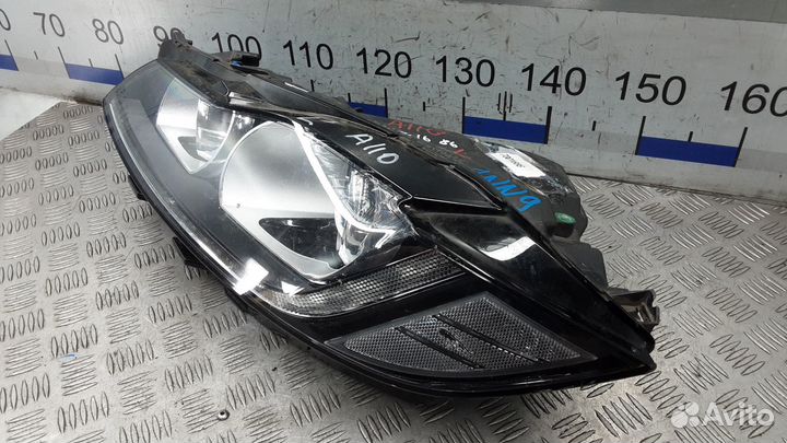 Фара Jaguar XF (2016-2021)