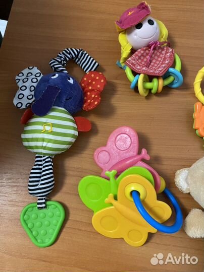 Грызунки игрушки для малыша до двух лет