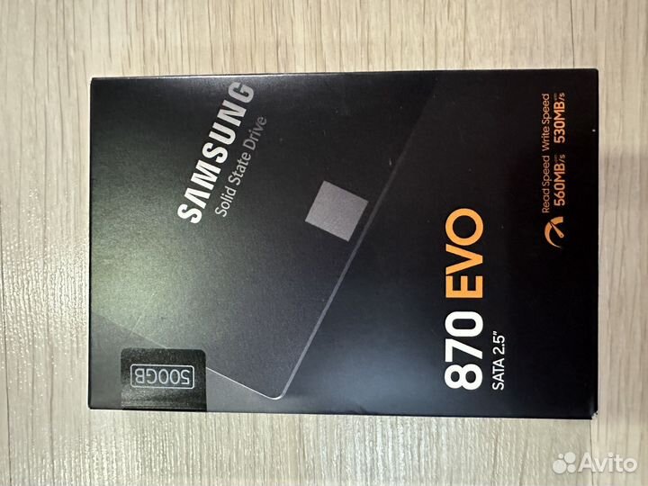 500 GB SSD Samsung 870 Evo