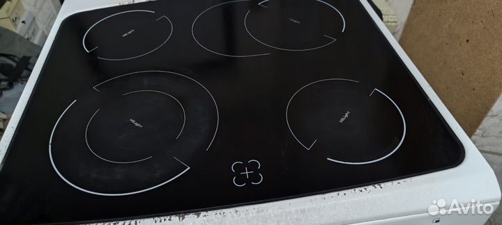 Керамическая электрическая плита Hansa 60 см