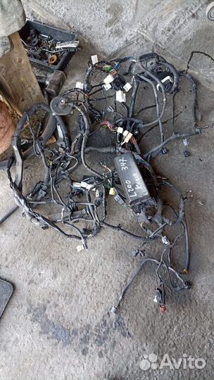 Коса телевизора Mitsubishi L200 KB9T 6G74 2008