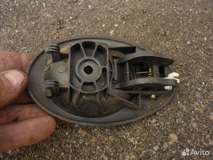 Ручка двери внутренняя задняя левая дэу матиз