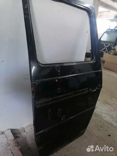 Дверь задняя левая Mercedes-Benz W463