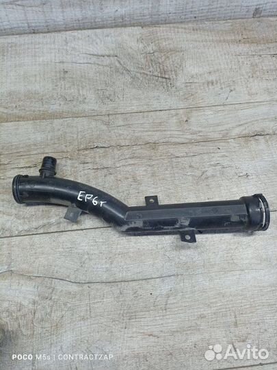 Патрубок системы охлаждения Peugeot 308 PSA5F02