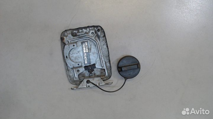 Лючок бензобака Nissan Primera P12, 2006