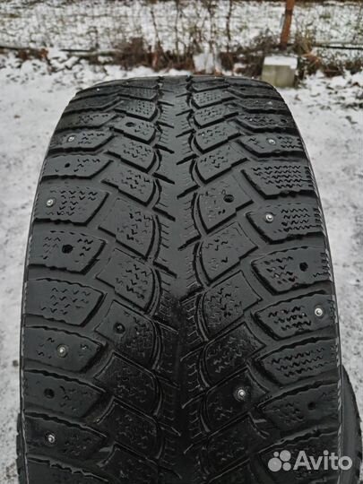 Kumho I'Zen Wis KW19 235/55 R17 103T