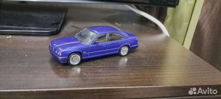 BMW M5 E34