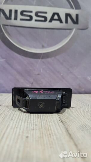 Подсветка номера фонарь Nissan juke F15