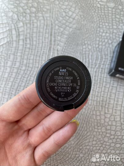 Mac Studio Finish Concealer nw15 консилер светлый