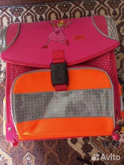 Рюкзак школьный для девочки