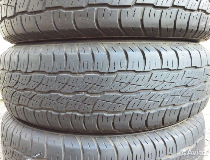 Bridgestone Dueler H/T 687 215/70 R16 99H