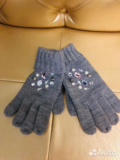 Перчатки новые со стразами