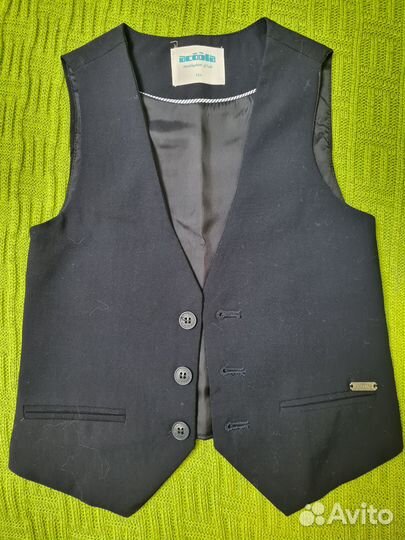 Жилетка школьная для мальчика синяя