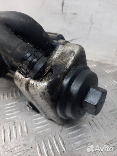 Корпус масляного фильтра Volkswagen Golf хэтчбек