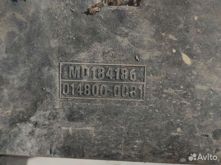 Резонатор воздушного фильтра Митсубиси Галант 7