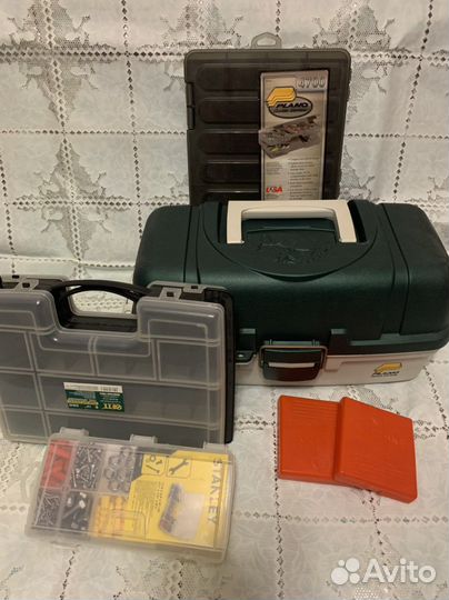 Ящик и коробки для рыбалки