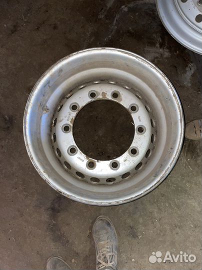 Диски безкамерные на камаз