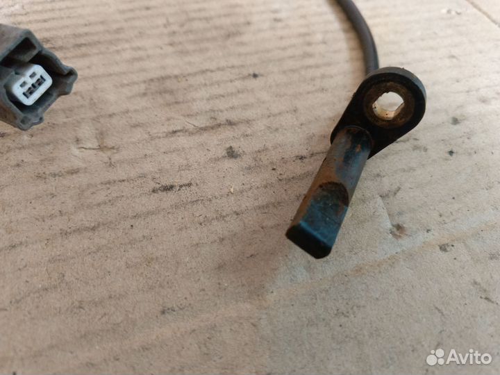 Датчик ABS передний Renault Koleos