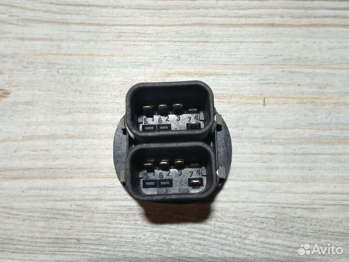 Блок кнопок стеклоподъемников Ford