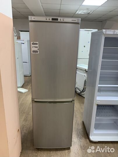 Холодильник Самсунг гарантия год