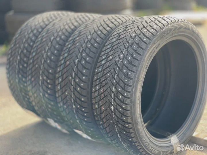 Arivo Ice Claw ARW7 245/45 R19 и 275/40 R19 98T