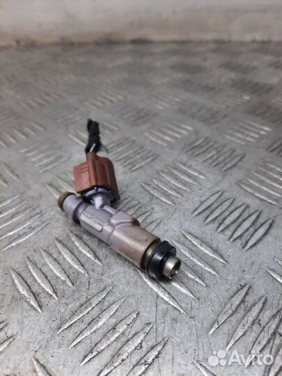 Форсунка Lexus Is200 седан 2.0 1GFE 2004