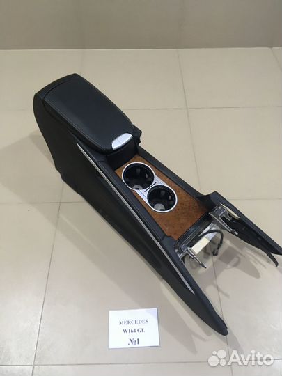 Центральная консоль Mercedes GL W164