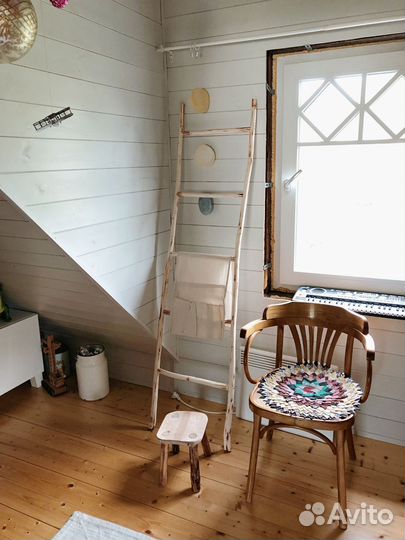 Лесенка вешалка интерьерная декоративная