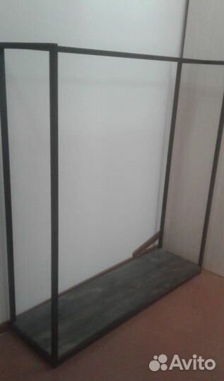 Напольная вешалка