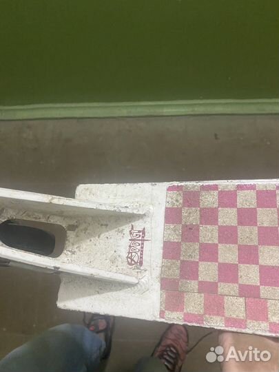 Трюковой самокат в стрит custom