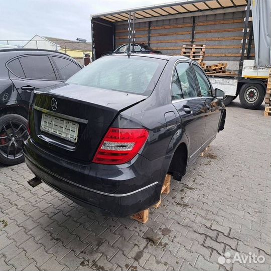 В разборе Mercedes-Benz C-Класс