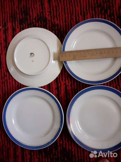 Тарелки разные