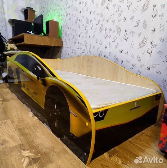 Детская кровать от 3 лет с матрасом бу