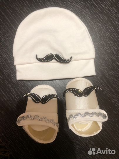 Пинетки и шапочка