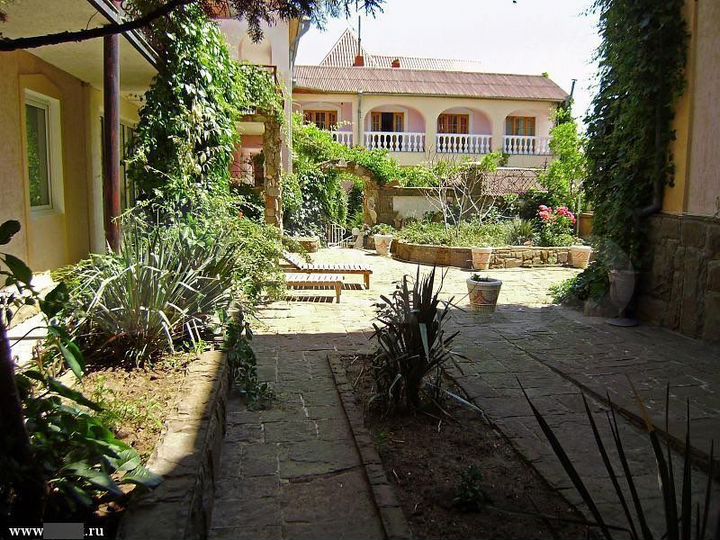 Комната 20 м², 2/3 эт.