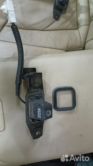 Камера заднего вида Lexus is 250