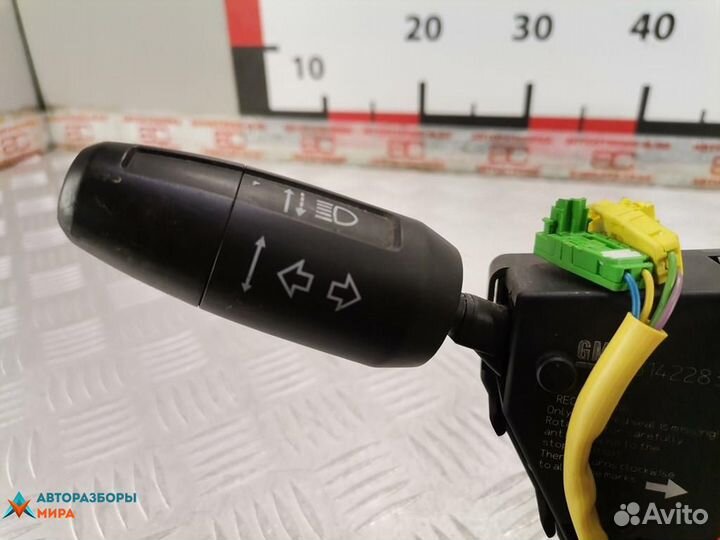 Переключатель подрулевой (стрекоза) Opel Corsa D