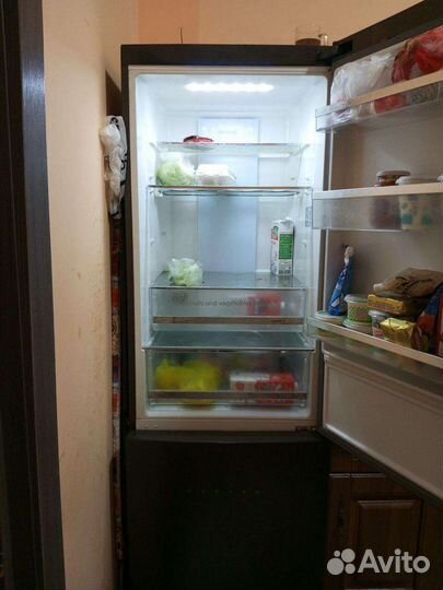 Холодильники, стиралки, кровати