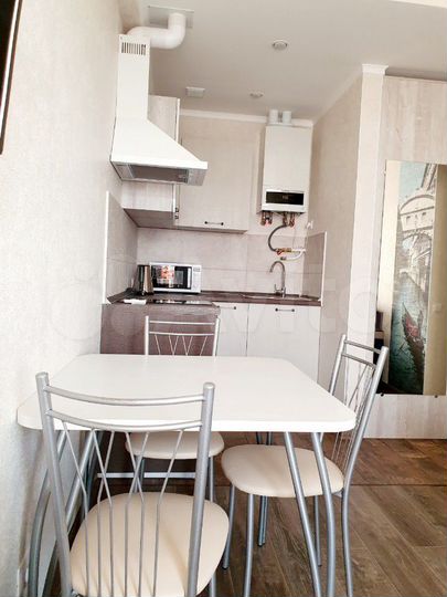 2-к. квартира, 35 м², 6/10 эт.