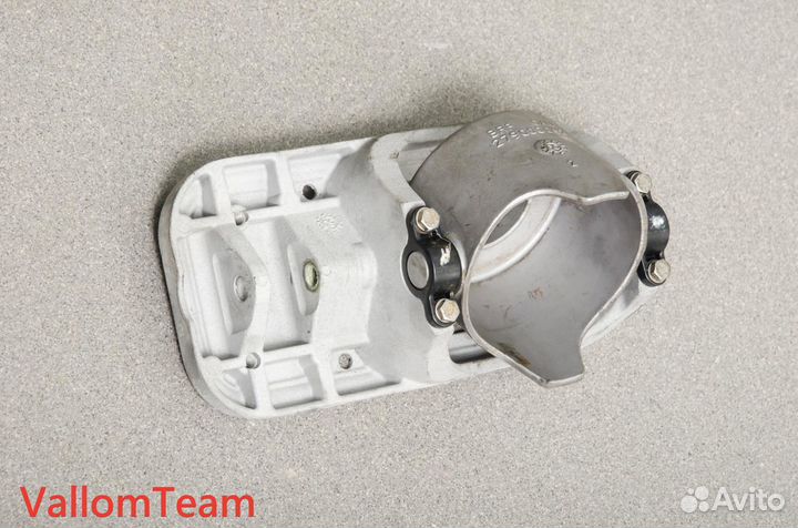 Лот SD3-43 Кронштейн подвески гидроцикла BRP RXT 2