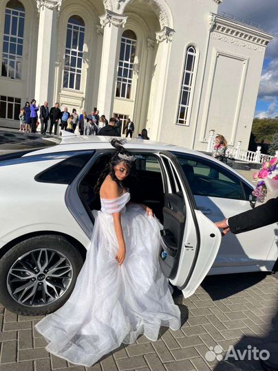 Автомобиль KIA k5 сопровождение на мероприятие