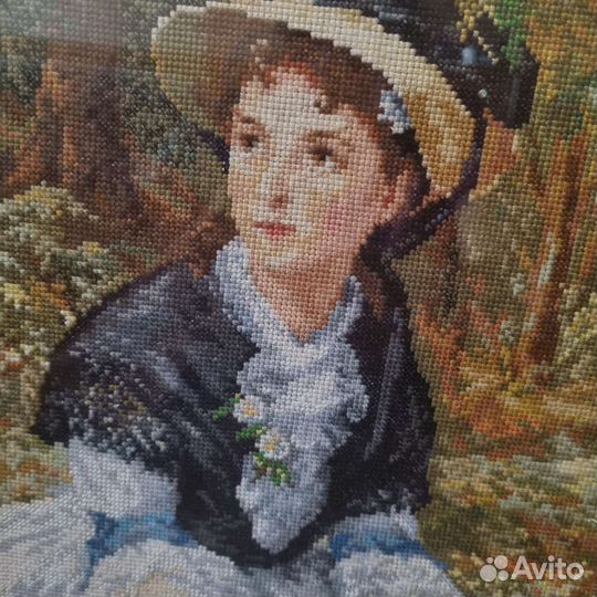 Картина вышитая крестом, в раме