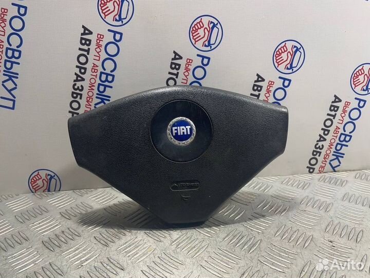 Подушка безопасности в рулевое колесо fiat Albea