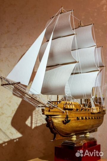 Корабль ручной работы. Большой