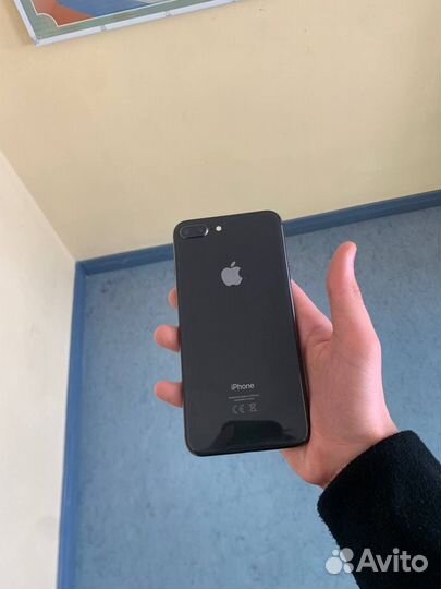 iPhone 8 Plus, 128 ГБ