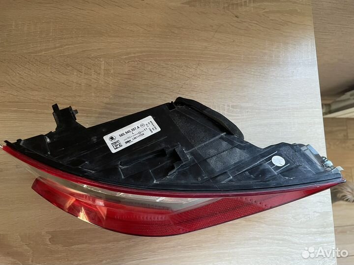 Фонарь задний левый наружний skoda kodiaq 2021