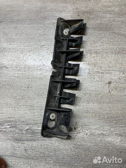 Лада ларгус крепление заднего бампера