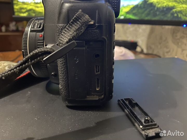 Фотоаппарат canon 5d mark ii + canon 40 mm 2.8