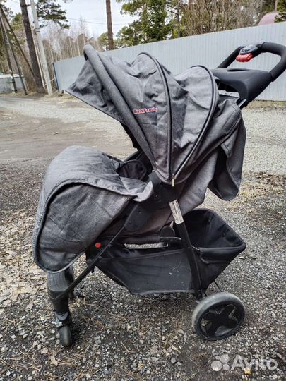 Прогулочная коляска