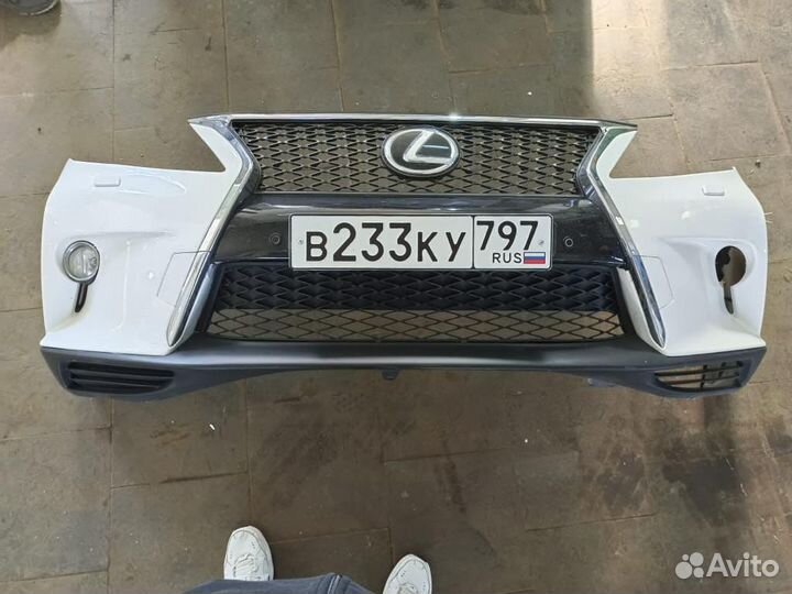 Бампер передний на lexus rx 270 Sport